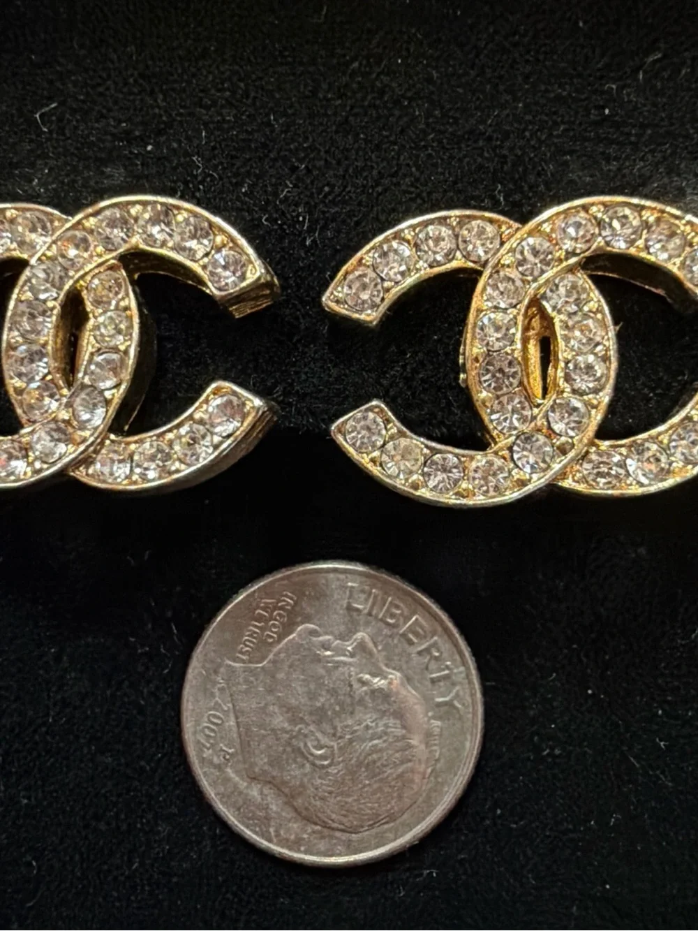 CHANEL CC Logos Rhinestone Clip-On Earrings Gold Tone 2084 Auth w/Box c1108